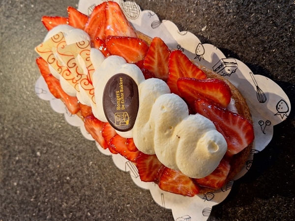 Aardbei Slof met slagroom 6p.