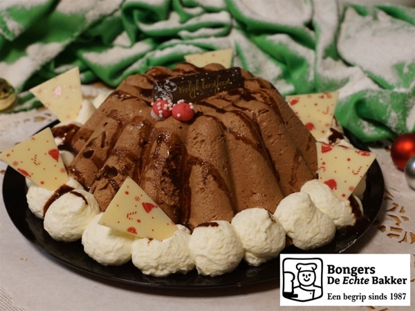 Chocolade pudding met slagroom