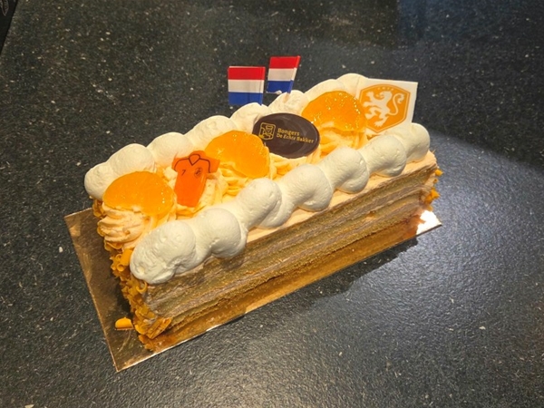 Oranje bavoirse snitt 6p.